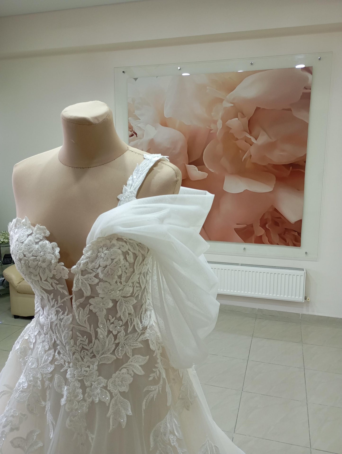 Detachable Wedding Straps & Sleeves