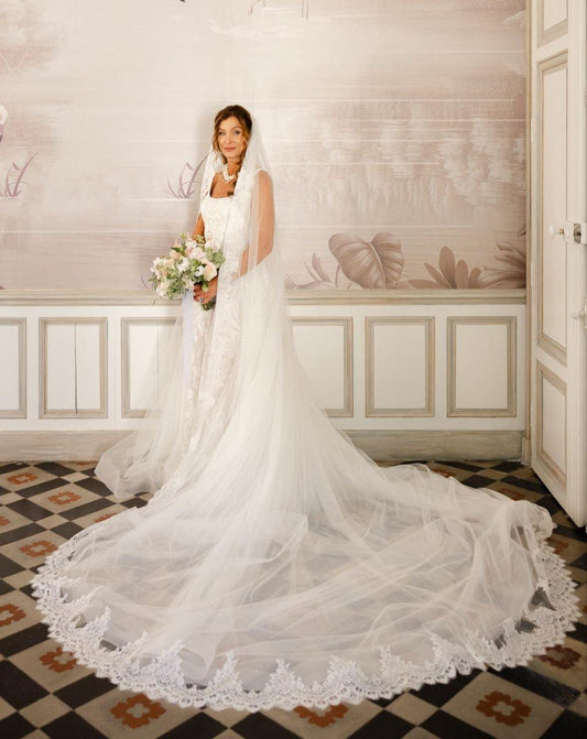 Cathedral lace veil Diana