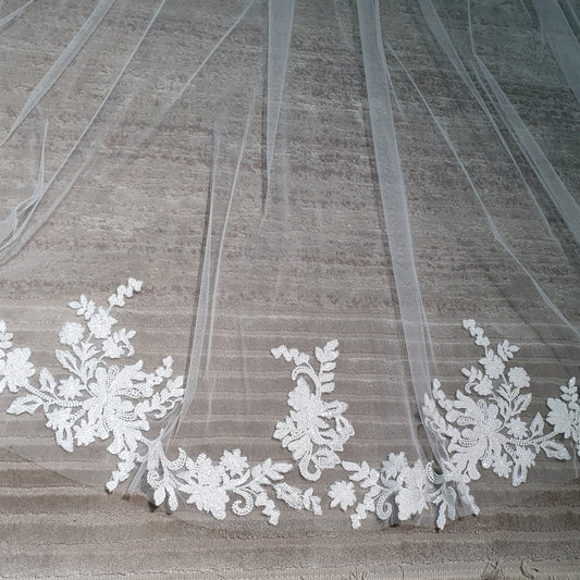 Cathedral lace veil