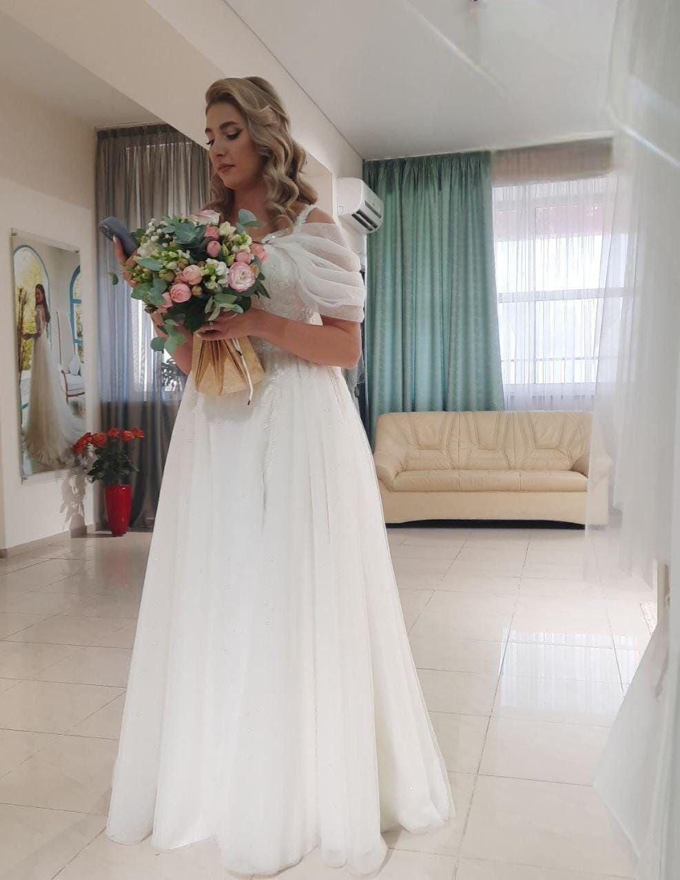 Detachable Wedding Straps & Sleeves
