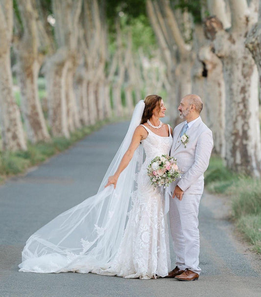 Cathedral lace veil Diana
