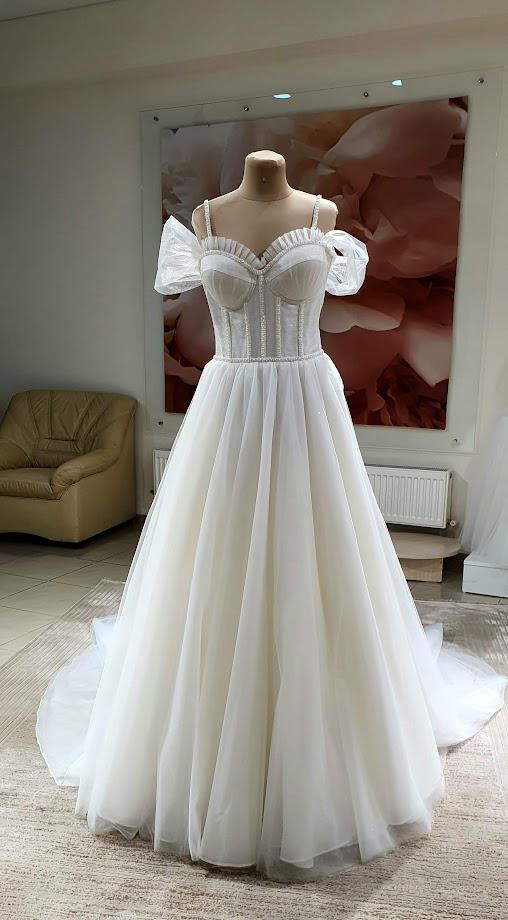 Detachable Wedding Straps & Sleeves