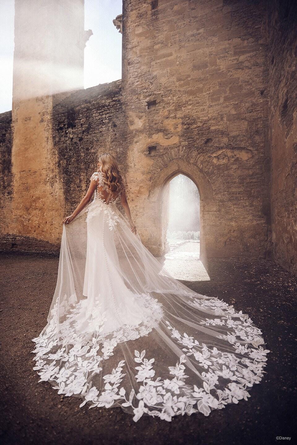 Wedding overskirt Rhiana