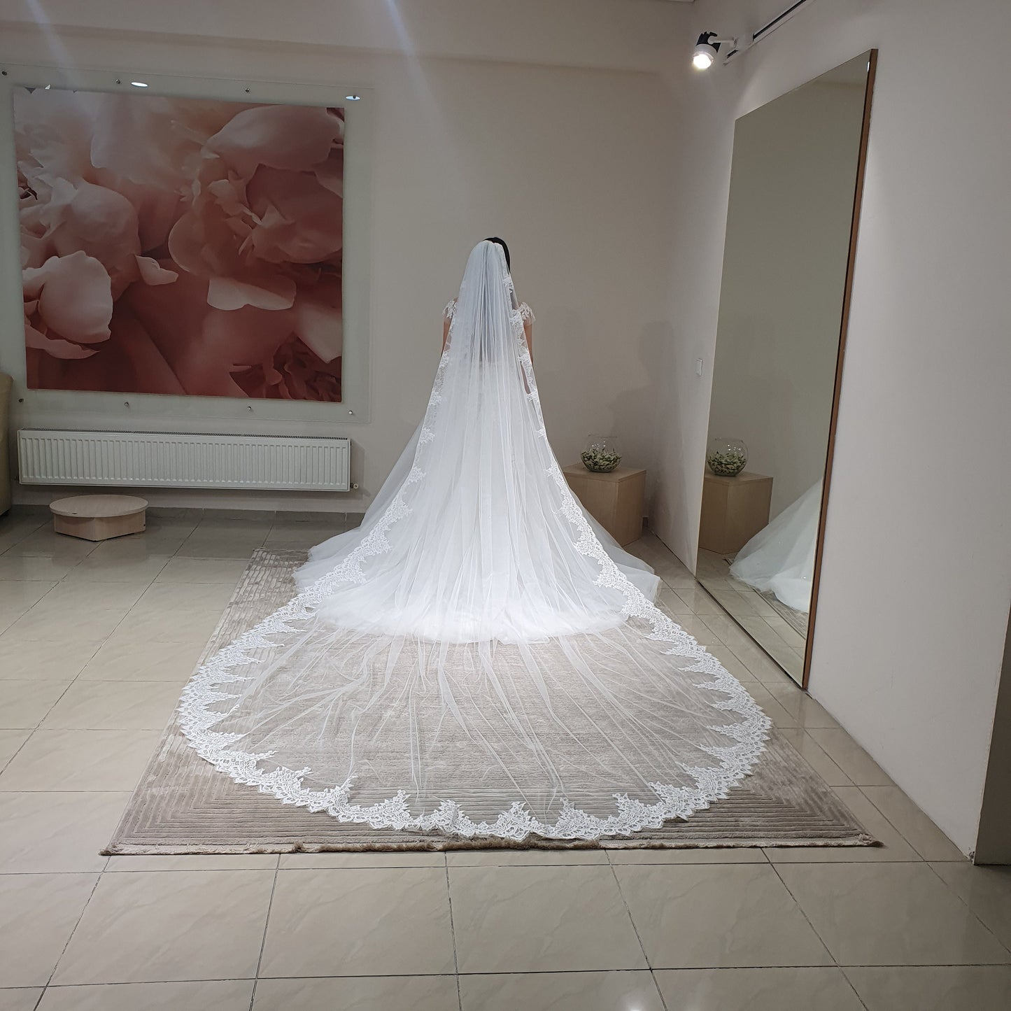Cathedral lace veil Diana