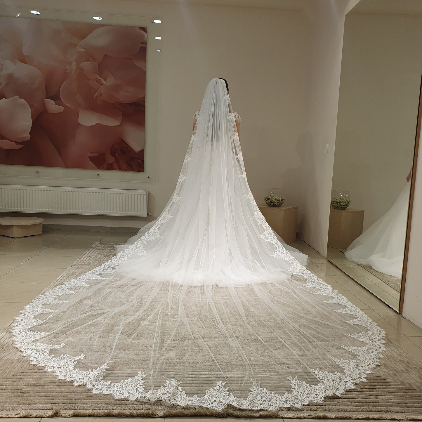 Cathedral lace veil Diana