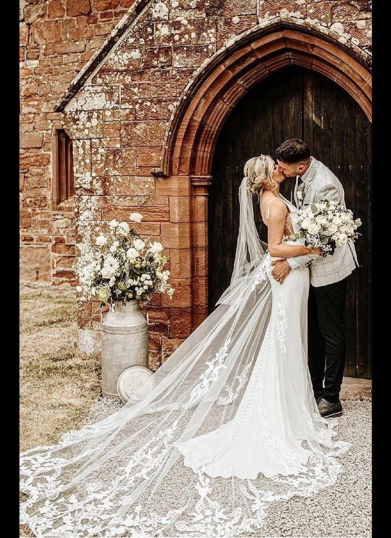 Wedding overskirt Rhiana